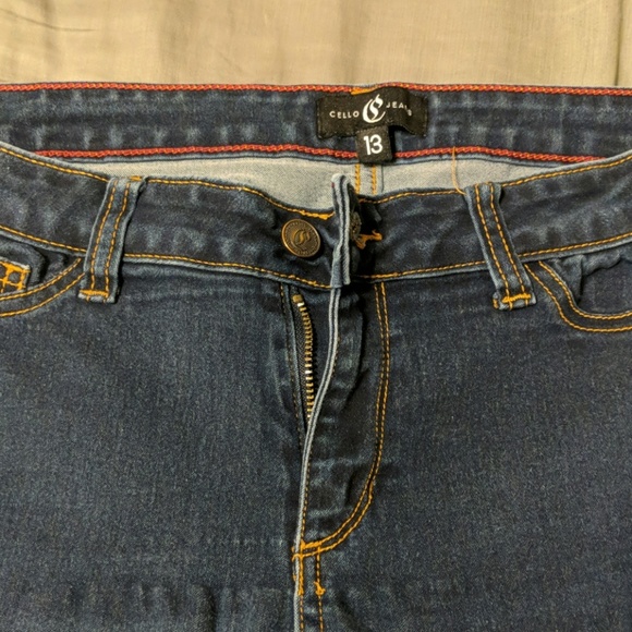 Jeans - Picture 3 of 4